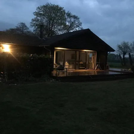 Feriehus Dejlig 150m Fra Privat *