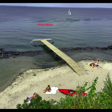 Semesterbostad Dejlig 150m Fra Privat Brenderup