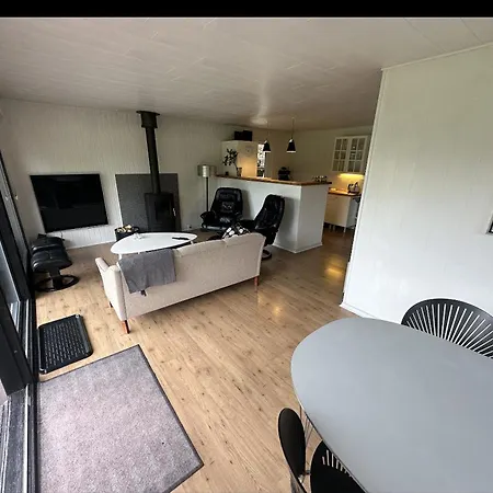 Dejlig 150m Fra Privat Feriehus